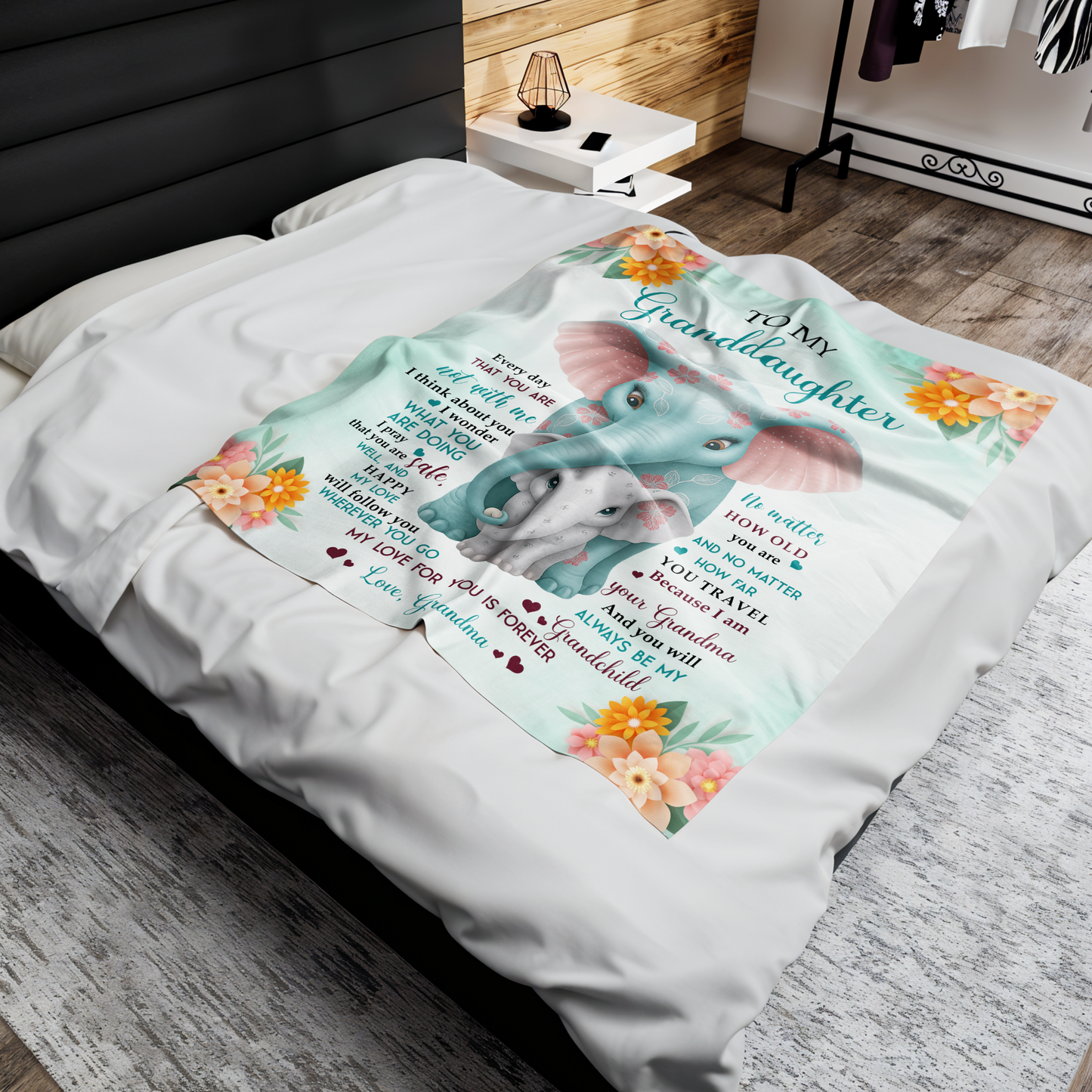Para mi nieta, con cariño de la abuela, diseño de elefante y flores - Manta personalizada - GDT371_BLK