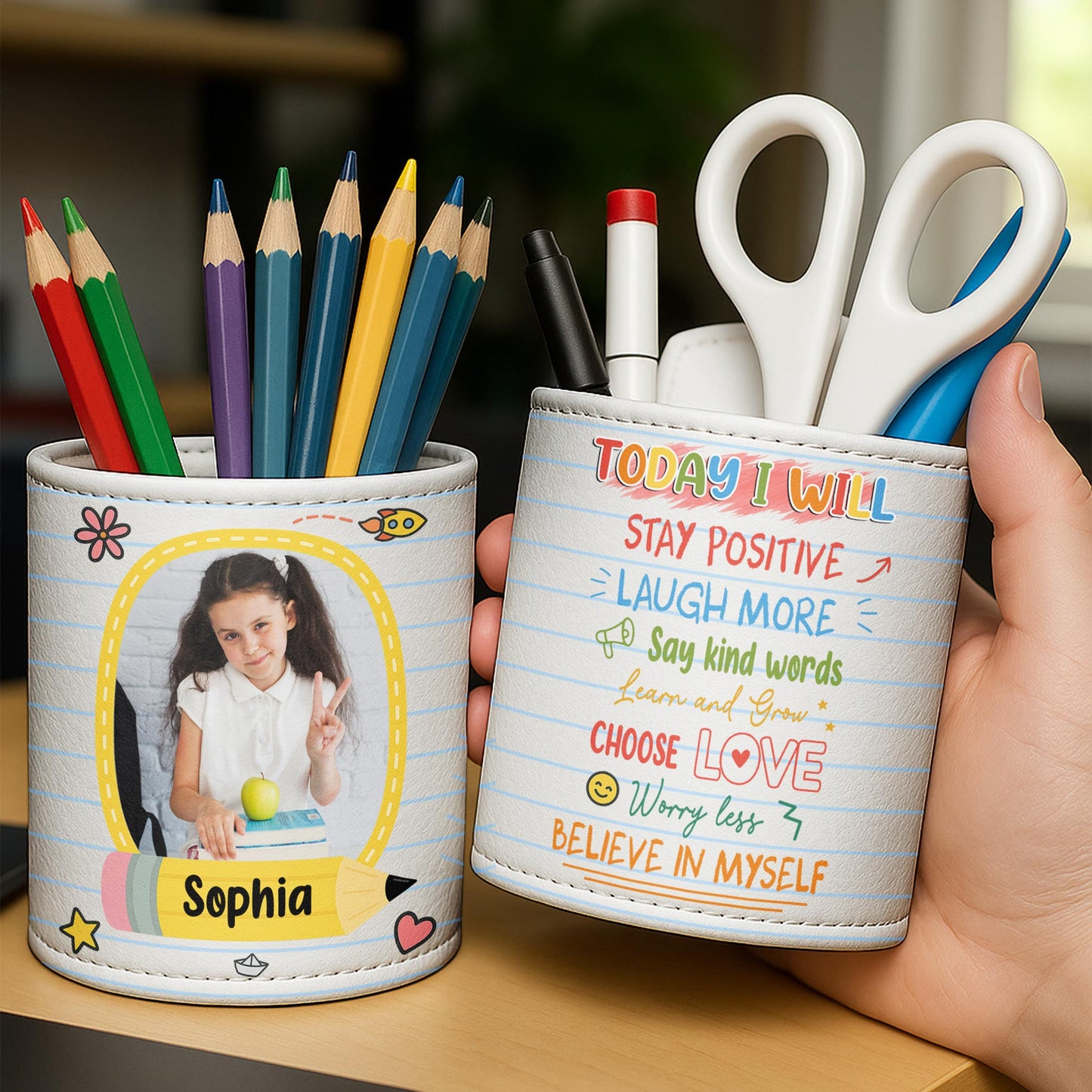 Capturez les moments joyeux de l'école, motif cœur et pomme - Porte-stylo personnalisé - GRK055_PENH