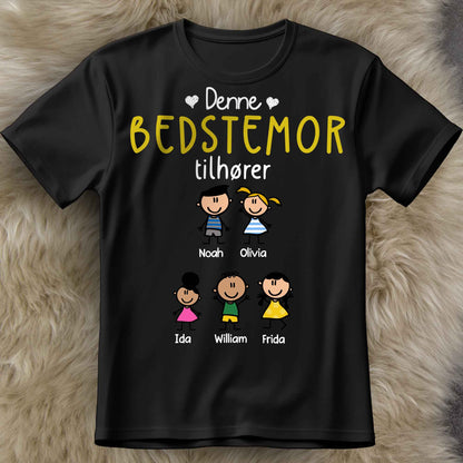 This Wonderful Grandmother Belongs To, Cartoon Characters