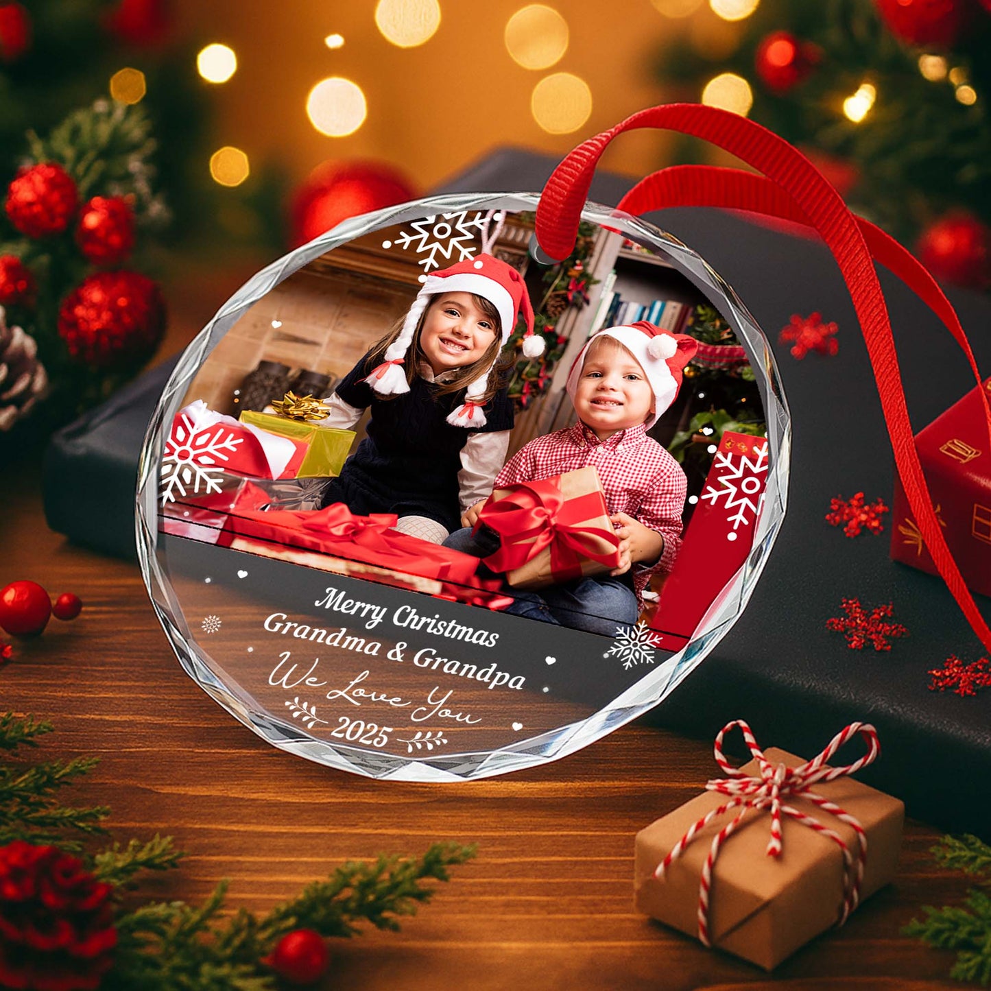 Merry Christmas Grandma & Grandpa With Snowflakes And Children - Personalized Custom Circle Glass Ornament - GRM100_CGOR