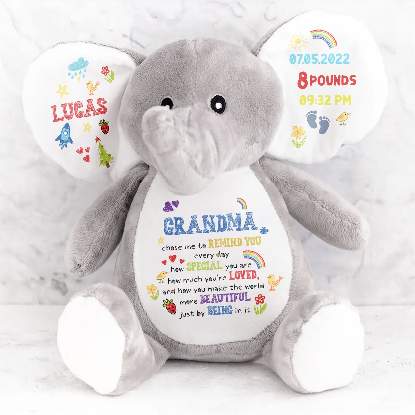 Grand-mère m'a choisi pour te le rappeler, éléphant avec cœurs et arc-en-ciel - Peluche éléphant personnalisée, poupée éléphant - GSN026_ELEA