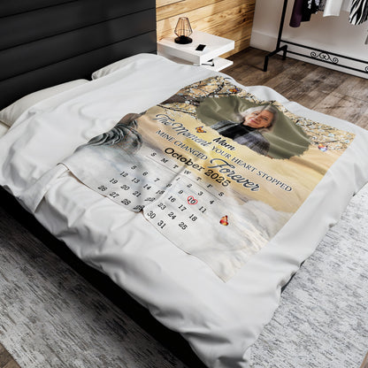 The Moment Your Heart Stopped, Butterflies And Calendar Design