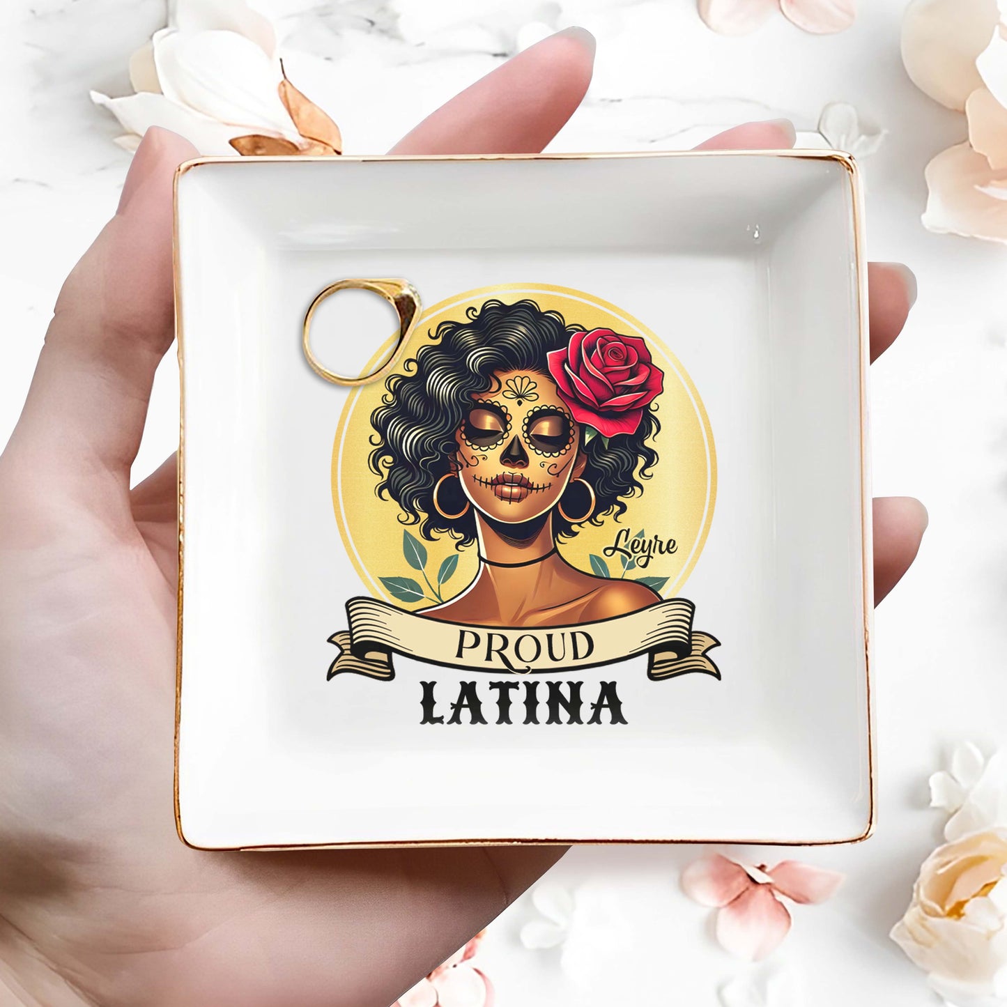 Orgullosa latina - Plato de joyería personalizado - HS010_SCRD