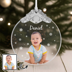 Create A Personalized Memento With Festive Snowflakes