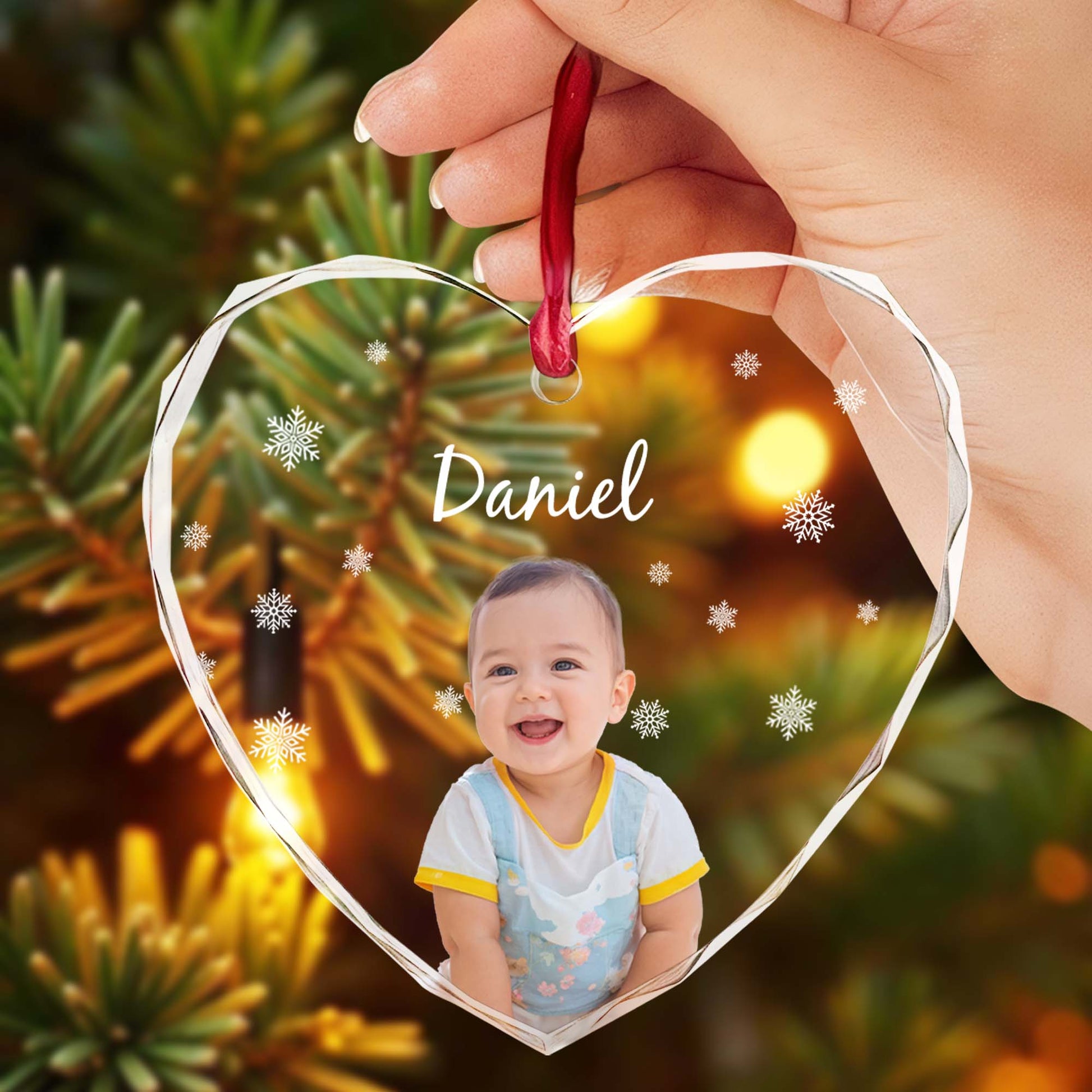 Capture Precious Moments In A Heart-Shaped Ornament