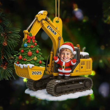 Celebrate Christmas With Festive Excavator And Tree