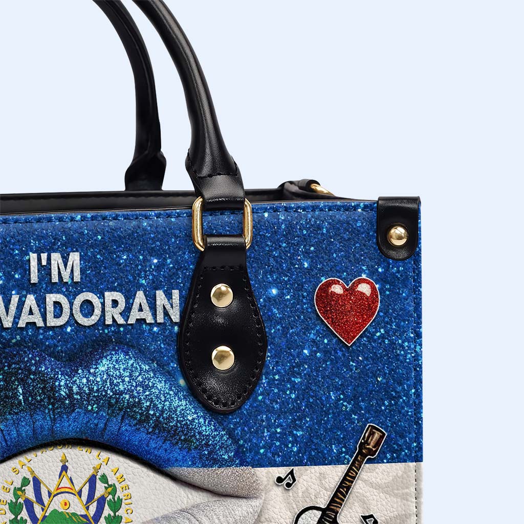 Soy Salvadoreña Pero No Te Pases - Bolso de Cuero Personalizado - LA014_HB