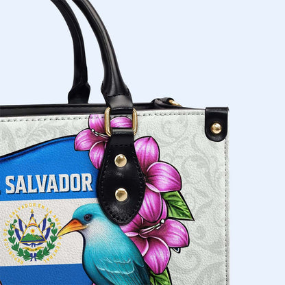 El Salvador, lo llevo en la sangre - Bolso de piel personalizado - LA020_HB