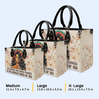 Encuentra a alguien que cultive flores - Bolso de cuero personalizado - ME065_HB