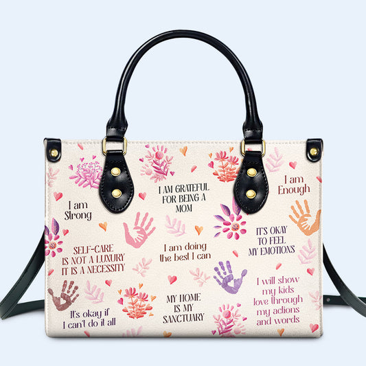 I Am Grateful For Being A Mom - Personalized Leather Handbag - MM27