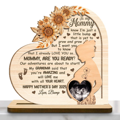Plaque en bois personnalisée pour la fête des Mères, fleurs, profil de femme enceinte - Plaque en bois personnalisée à 2 couches avec base plate - MOM080_WPLA