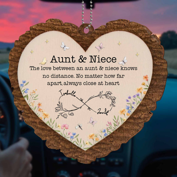 The Love Between an Aunt and Niece, Hearts and Flowers