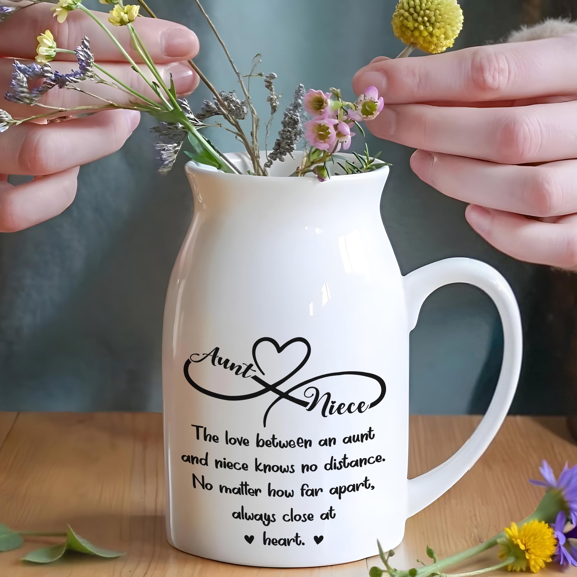 Love Between Aunt And Niece, Hearts