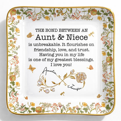 The Bond Between An Aunt & Niece, Flowers