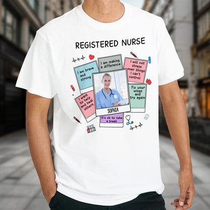 Citas motivacionales para enfermeros titulados con símbolos médicos - Camiseta y sudadera unisex personalizadas - NUR028_WBAS