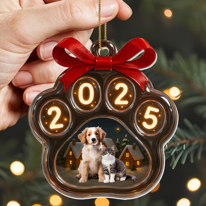 Celebrate Your Pets With This Lovable Dog and Cat Holiday Ornament
