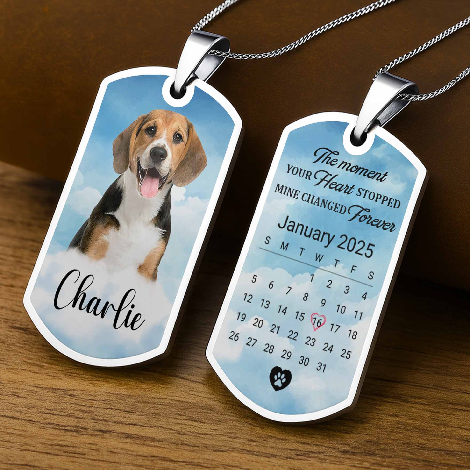 The Moment Your Heart Stopped, Dog Tag With Paw Print