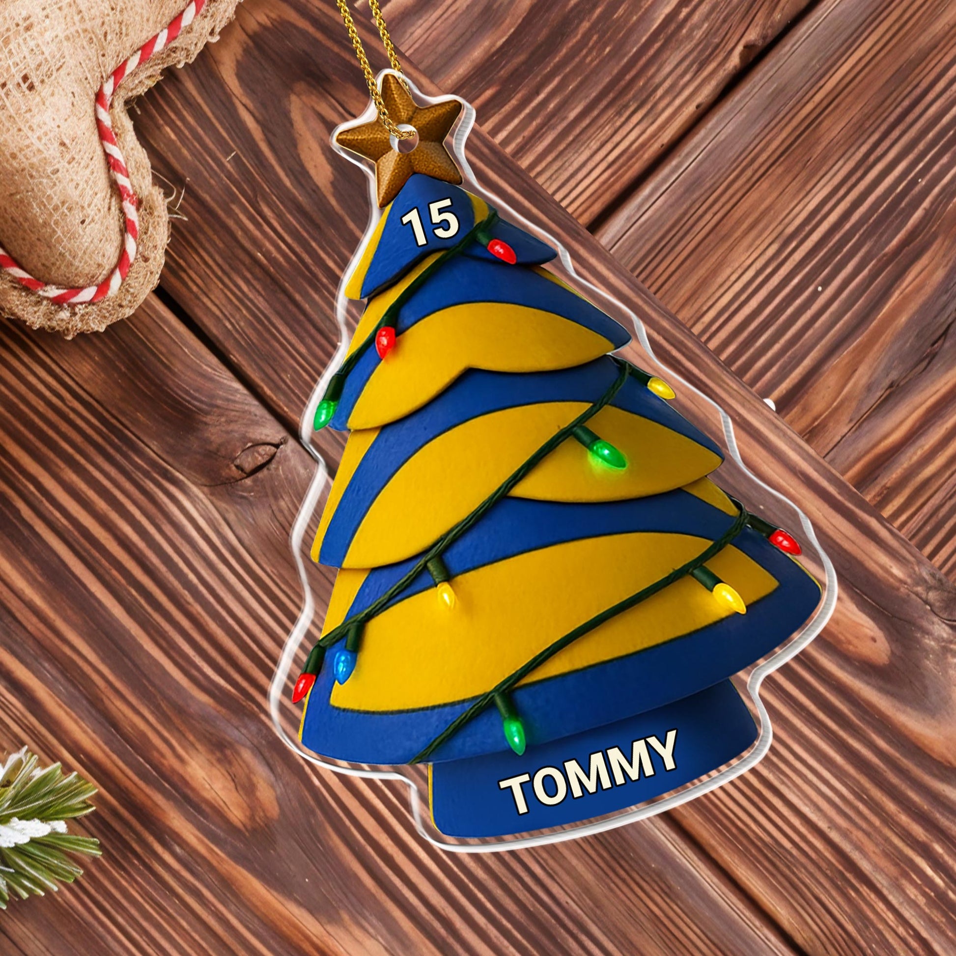 Customizable Christmas Tree With Colorful Lights