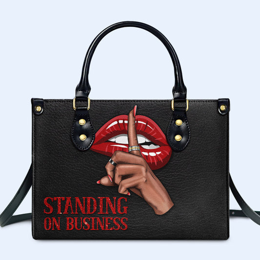 Standing On Business - Bolso de mano de piel a medida - business01 